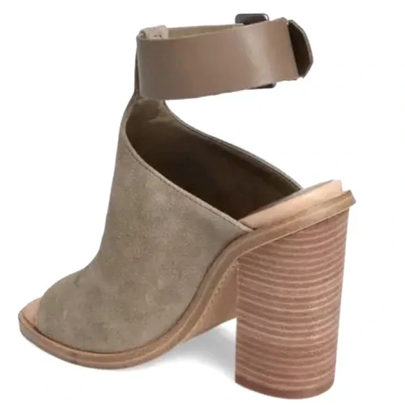 Mark Fisher LTD Vashi Sandal - Picture 2 of 11